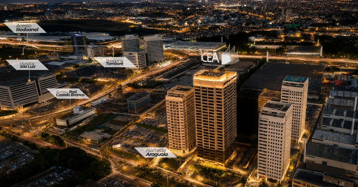 Vista aérea noturna com os principais acessos ao CEA Corporate